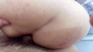 mój sąsiad mocno pieprzy mi dupę, pomoc finansowa!