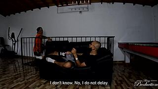 猛烈肏我继兄弟的女友