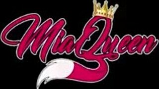 Sessy Latina Piccola Creampied Forte Dopo Lezione di Yoga