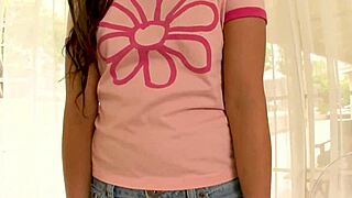 Lihat Ivy Winters Hisap Kontol Besar di POV dan Dapat Facial Cum!