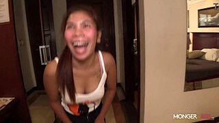 Ritasta tajska najstnica 18+, hočeš divjo igro?