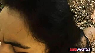 Μαυρούλα 18+ με γεμάτα βυζιά παίρνει πούτσα στο μουνί στο πάρκο από Ana Bele Loupan Productions