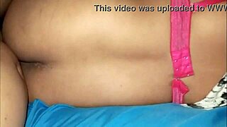 Jeg kan ikke tro hvor het denne indonesiske jentas trange kropp føles!