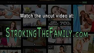 金发MILF一边低语一边吸那硬鸡巴