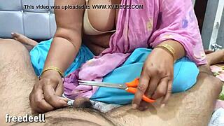 मेरी स्टेप सिस्टर ने मेरा हेयर शेव किया