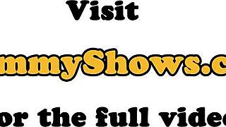 Не могу да одолим својој бистрој зрелој маћехи која ме краљичи