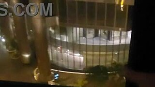 Gak Bisa Nahan Colmek Depan Jendela Hotel, Terasa Terpapar dan Ngegep Banget