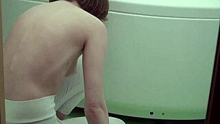 Katso kun kokeilen uusia skinny housuja