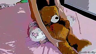 Viattoman sisarentytär huijattu taas jäätelötrickillä ja työnnän kyrvän suuhun hentai