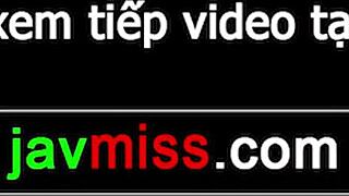 纹身美女脱颖而出