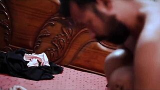 Sudipa Das ottaa sen syvälle tiukkaan pilluunsa