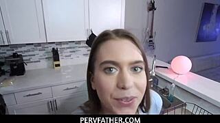 Pastorek Ike Diezel pride domov in najde pastorko Jill Kassidy kaznovano v garaži z fafanjem in jebanjem pičke 😏