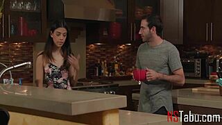 Kurva, večírek: Moje nevlastní sestry mají šílené dovednosti v deepthroat!