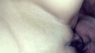 아랍 이집트 여친 뜨거운 만남에서 구부정하고 뒤에서 세게 박힘