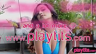 ברונטית אקזוטית ברברה דזיראה מראה הכל בעקבים גבוהים