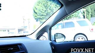 Do pekla, porno modelka Jodi Taylor dostáva drsný POV šľahanie! 😈