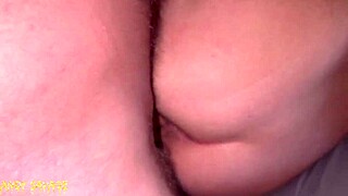 Αυτή η ξανθιά του κολεγίου δοκιμάζει anal για πρώτη φορά