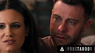 Pure Taboo perverzni par usmerja najstnico varuško Coco Lovelock, da si omoči hlače v divjem tričku