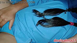 Indische Desi College Meid Filmt Sexy Zelfgemaakt Kutlikken in Hindi Audio op Xvideos