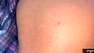 Doveo sam svoju posestrinu u napuštenu kuću sa šišmišima i jebao je gledajući more