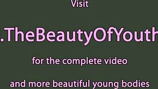 Lesbiene mici se freacă intens în facultate