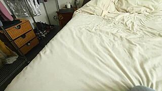 Horká 18+ sestřička se vzruší masáží velký prdele nevlastního bratra, pak ručička a šukání