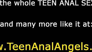 Evropska blond amaterka se upogne za ogromen kurac analno jebanje