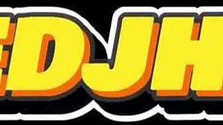 झोनातास रोड्रिग्ज ने मुझे अपने 23cm बीस्ट को चूसने दिया! 😜