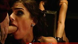 Brunetka nastolatka 18+ akcja z straponem z młodymi 18+ sukami Sydney Cole i Olivia Lua jest dzika! 🔥