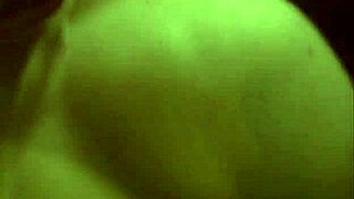 Lara Flynn Boyle 在《黑帮》1991复古场景中全裸