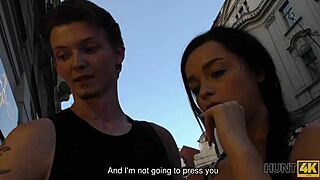 Smal tjej Erica Black blir hora för pengar!