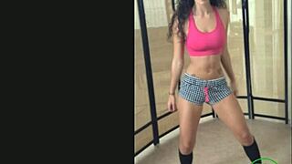 Kara Chase Twerking To Toe Up By Rich Kimble