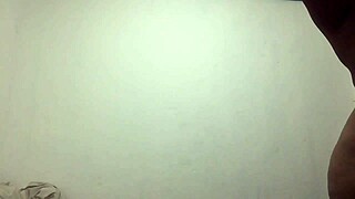 Watch muff diving and pussy licking action!