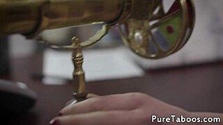 Teen stepdaughter begs for jizz filling inside