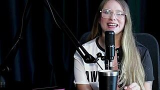 Naty Varga's Hot Sex Videos with Women