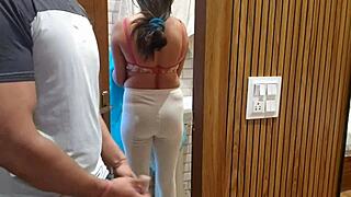 工程师来修电视，结果意外发生了什么？！