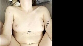 Man, college girl gags on sloppy deepthroat then takes it missionary! 😜