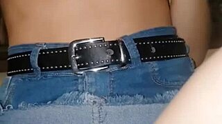 Escandalo por Exhibicionismo en Parque Publico con Petite Teen College