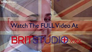 I’m obsessed with 18-year-old Ellie’s blonde charm as she gets licked