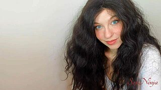 Yo, ta konsultantka Tantaly wciska mi lalkę erotyczną... czy kupić? 😏