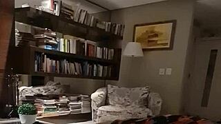 Aline gives Flavio a steamy handjob before bedtime