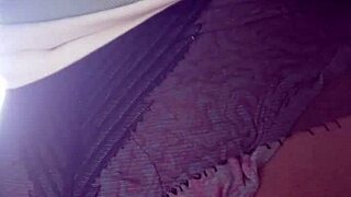 omg, i cant believe elza kom in nylon tights... so hot fetish play in bedroom