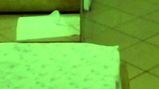 clip from 2008 two students having sex