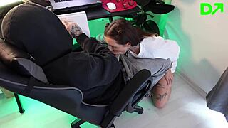 Hey, my sexy stepsister keeps distracting me from trading with her moves!