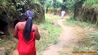 Hardcore sex in the great outdoors with an Indian babe