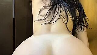 Lap Dance College Girl Fresh From Shower Riding Hard