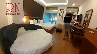 Wow, lick this beautiful slut’s navel and pussy after pouring drink! 😋