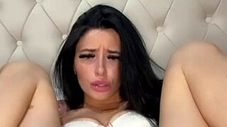 Teen American Exchange Student Solo Masturbation!