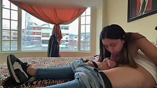 Estaba Tan Cachonda que le Quité el Condón a Mi Compañero ¡Se Corre en Mi Coño en la Oficina!