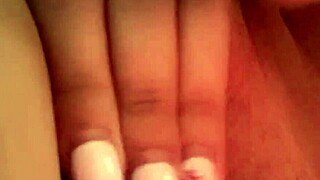 Shaved Pussy Masturbation!